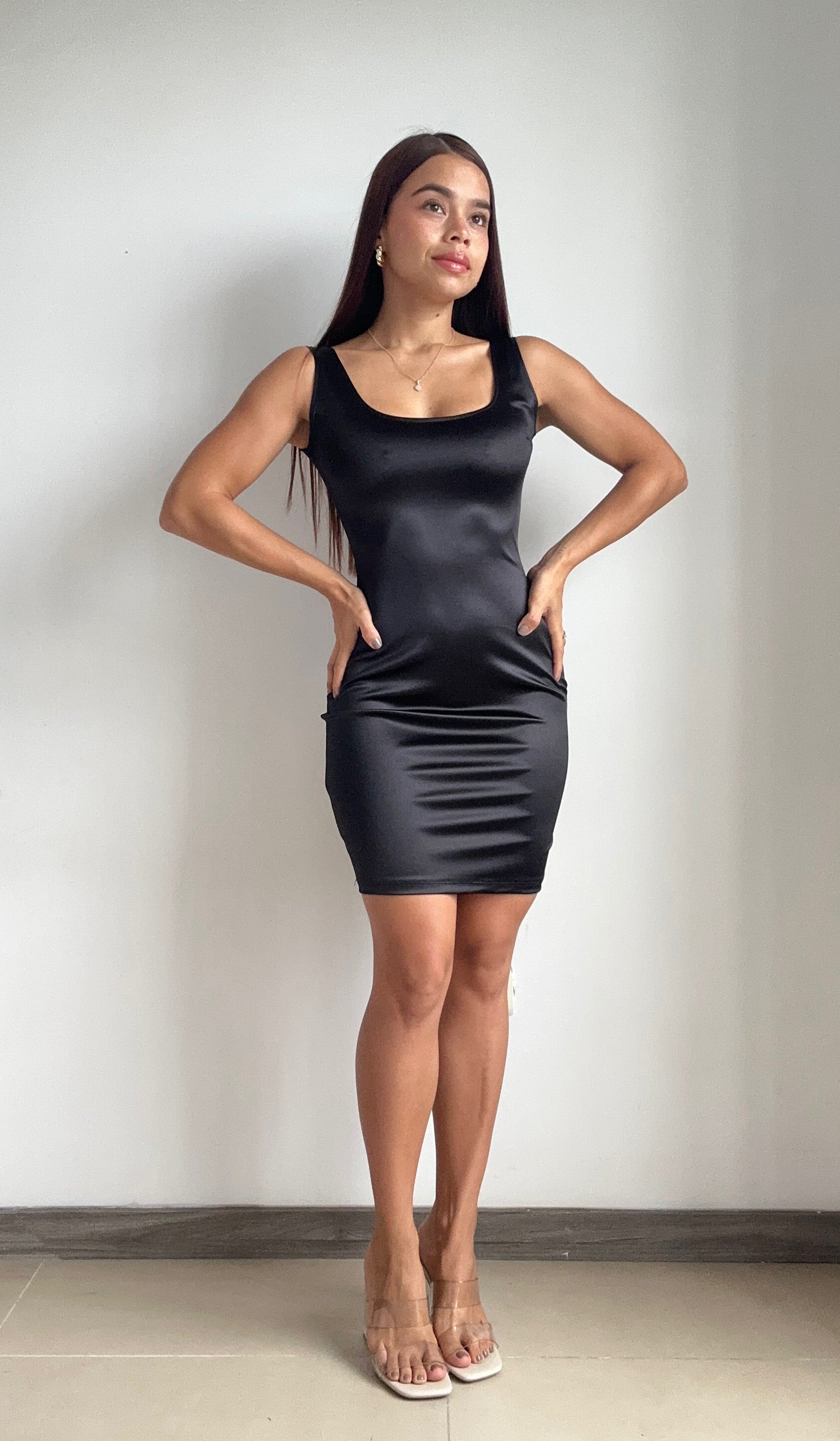 Vestido Ajustado Corto Manga Sisa