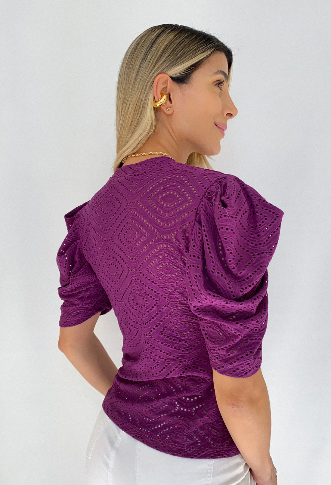 Blusa Hoja Rota Manga Corta Bombacha