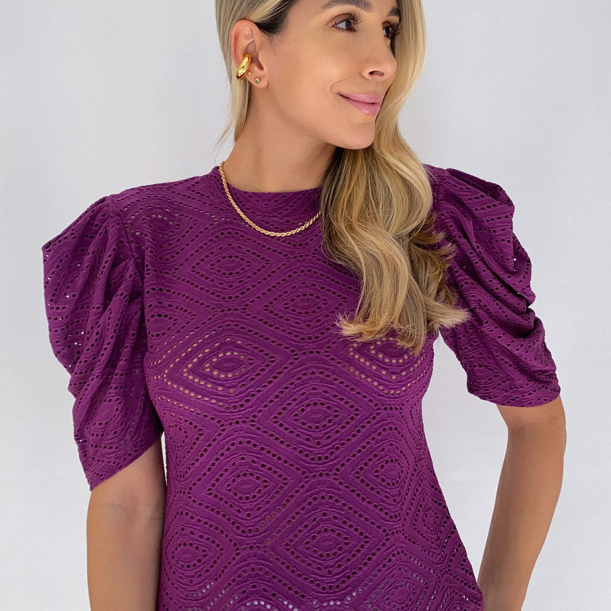 Blusa Hoja Rota Manga Corta Bombacha