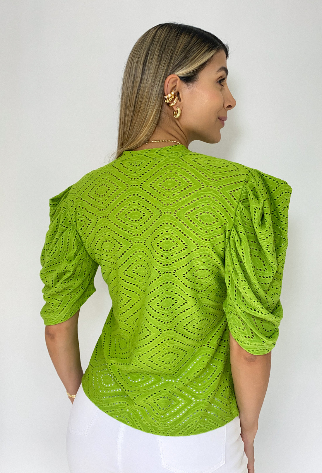 Blusa Manga Cort Bombacha Ojalillo