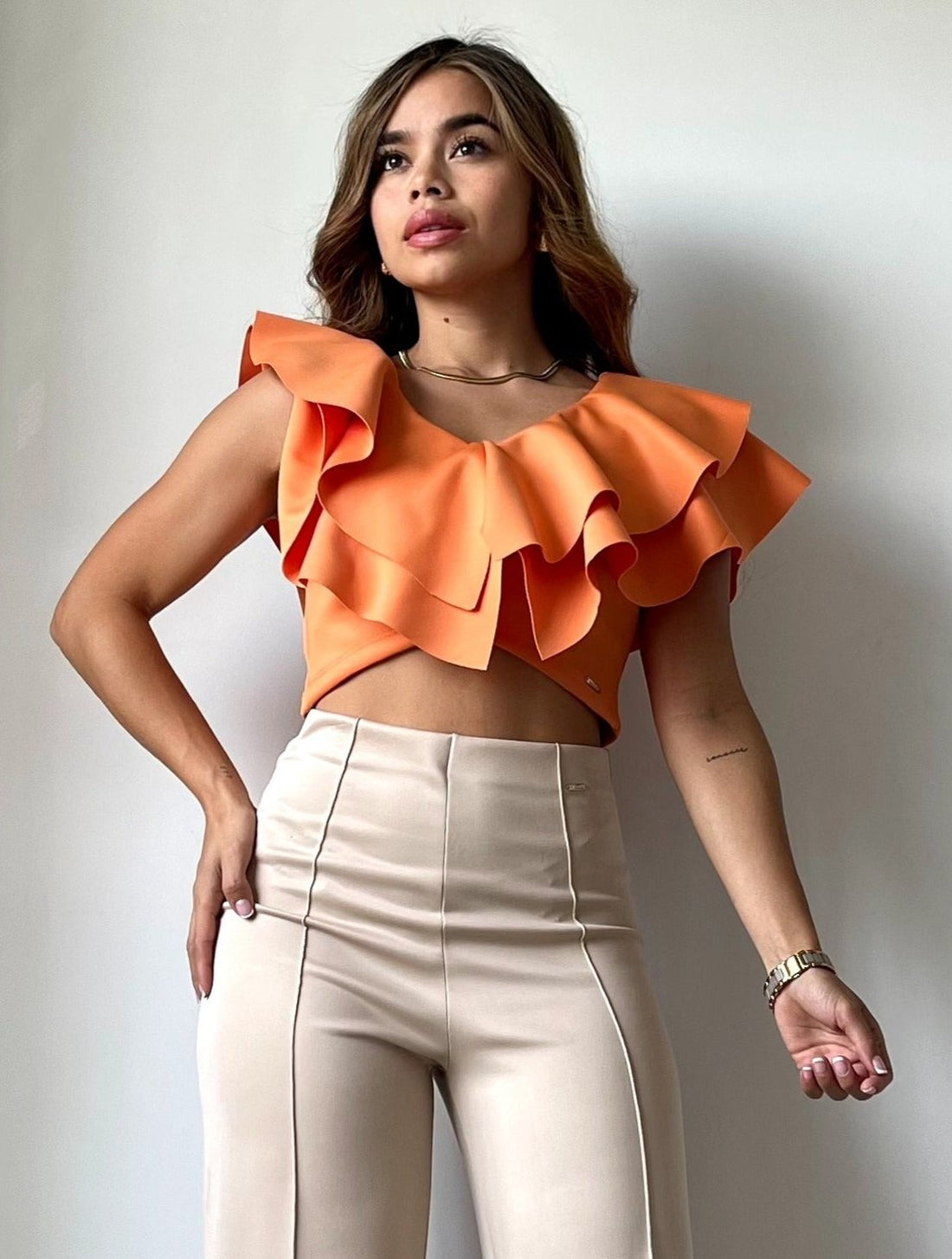 Blusa Corta Cuello V Boleros