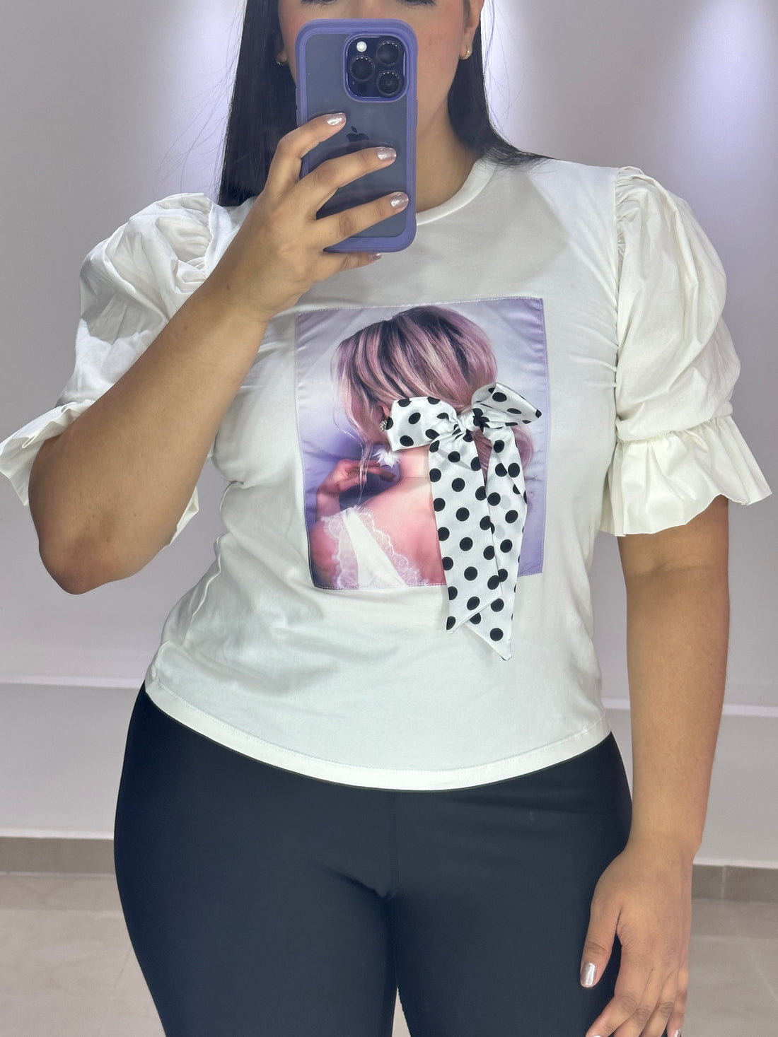 Blusa manga  bombacha aplique moño blanco pepas negras plus