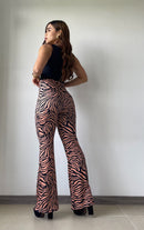 Pantalón bota campana estampado