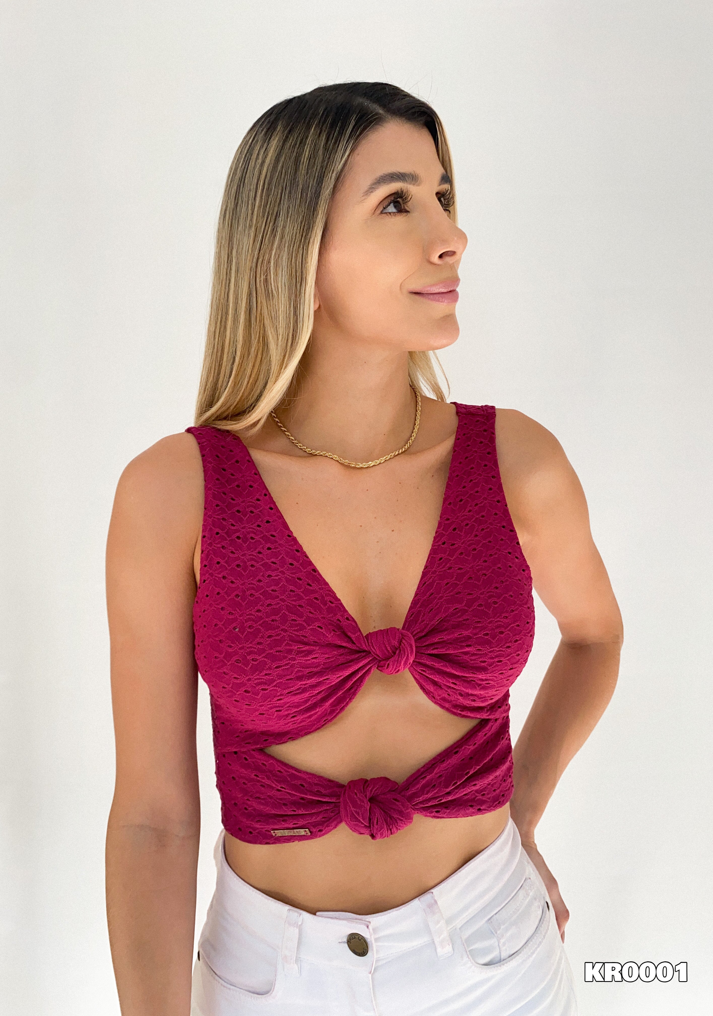 Blusa Manga Sisa Escote Nudos