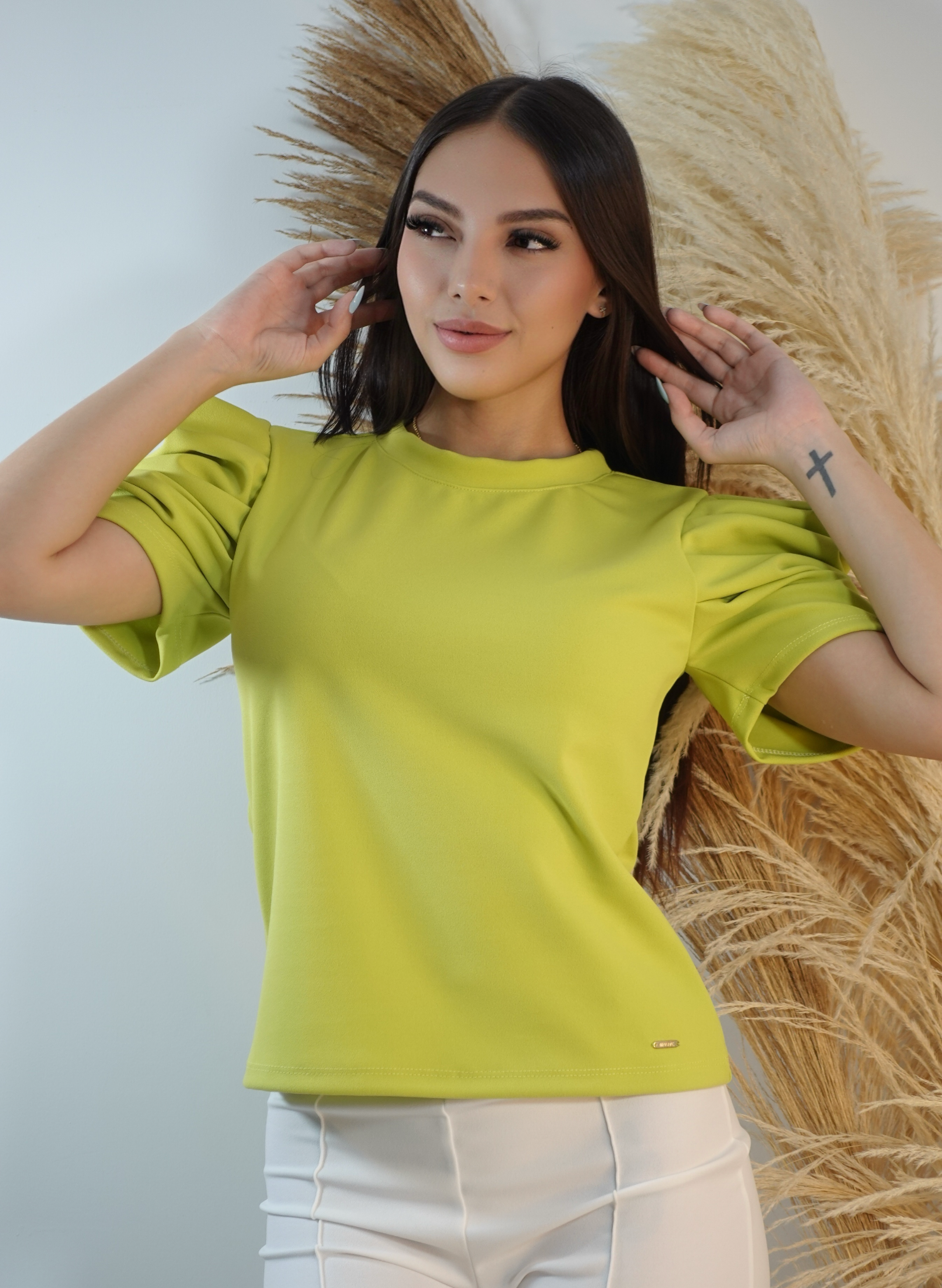 Blusa Manga Bombacha 3/4 Unicolor
