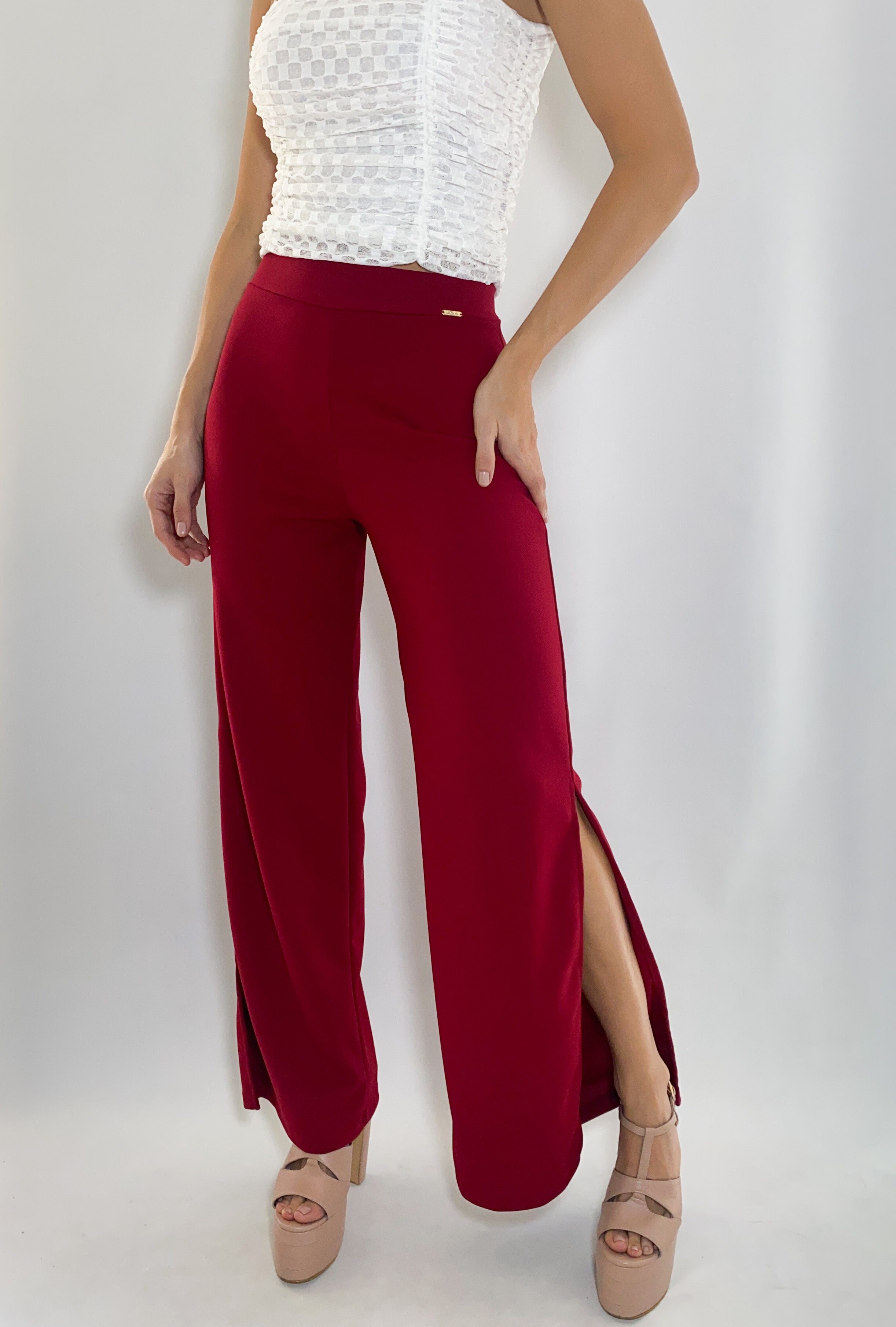 Pantalon Abertura A Los Lados