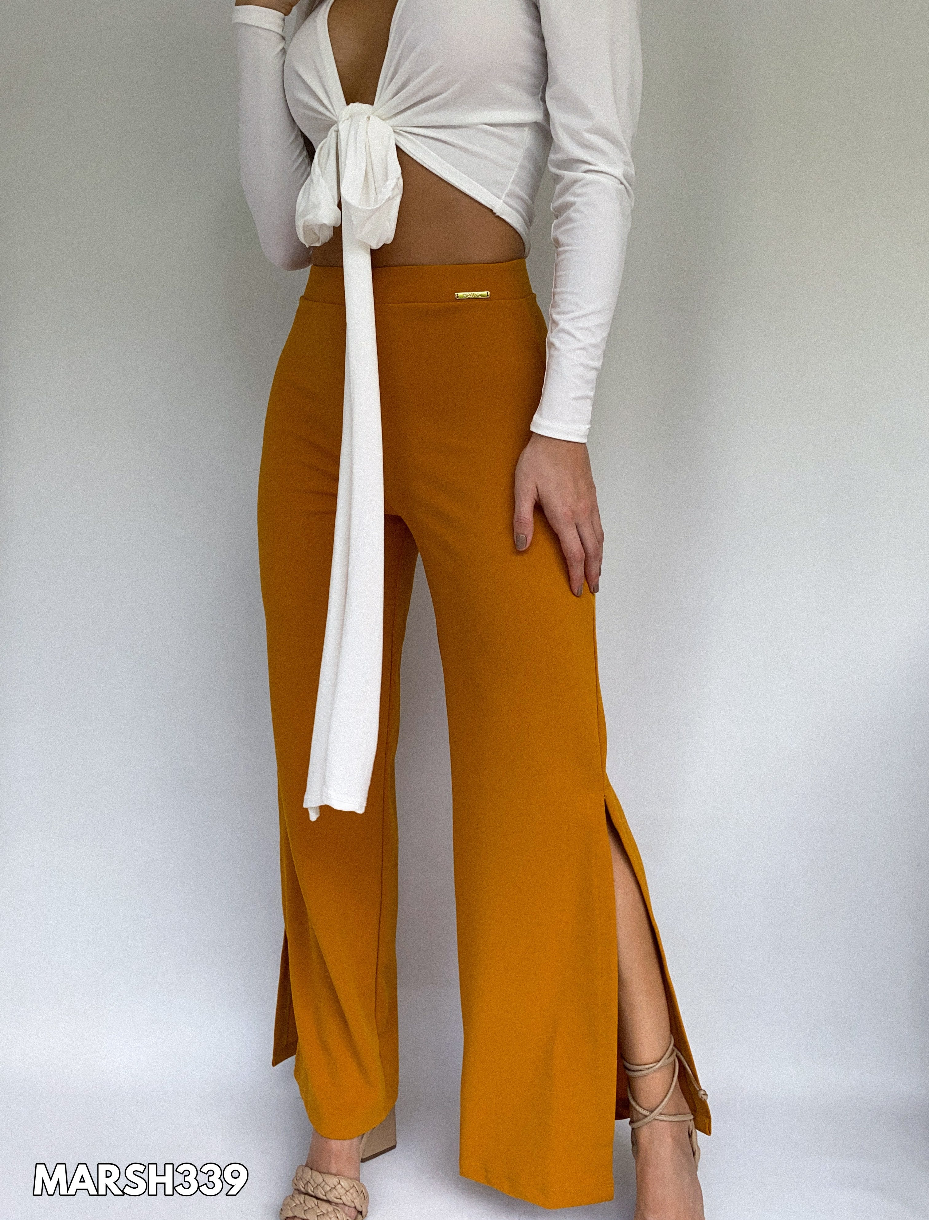 Pantalon Abertura A Los Lados