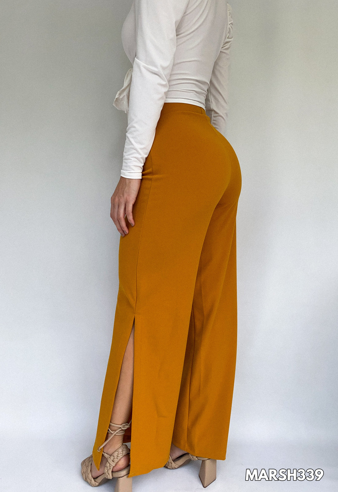 Pantalon Abertura A Los Lados