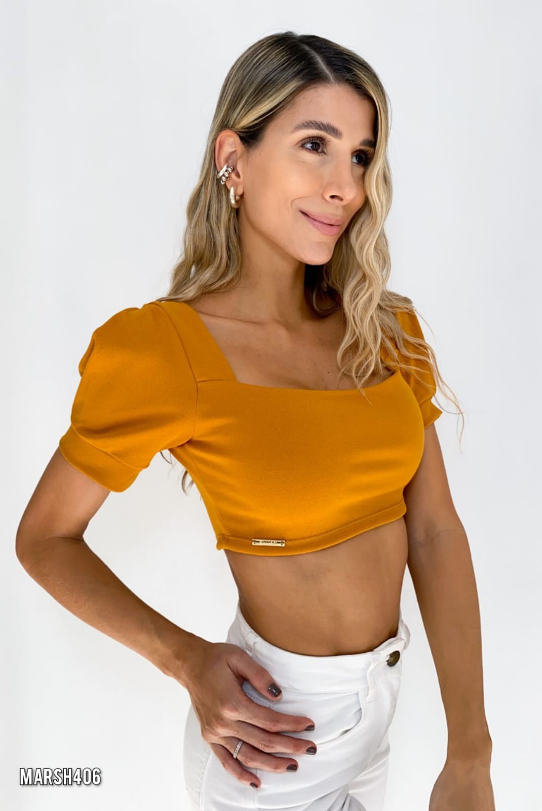 Crop top manga corta bombacha