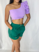 Crop Top Asimétrico Manga Bombacha