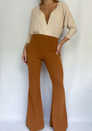 Pantalon Bota Campana Tiro Alto