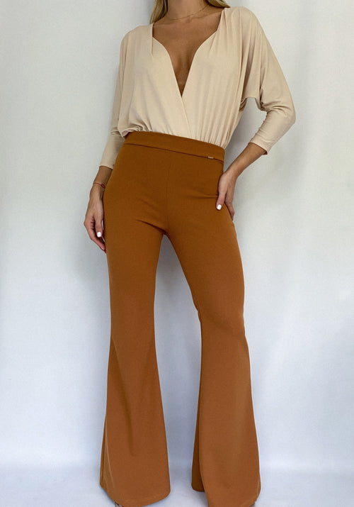 Pantalon Bota Campana Tiro Alto