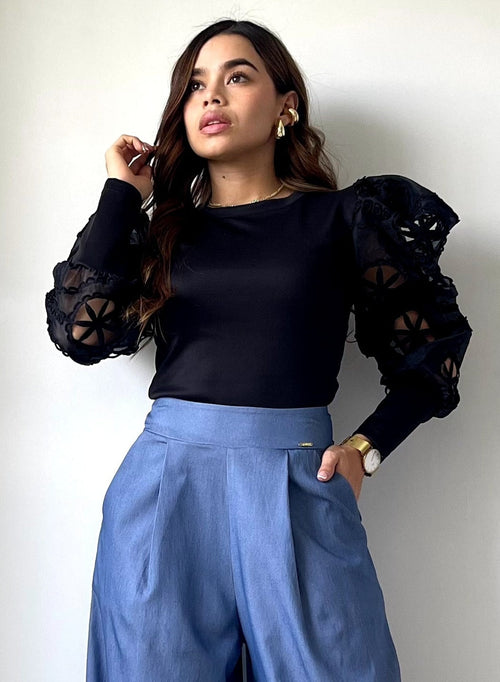 Blusa Cuello Redondo Mangas Encaje