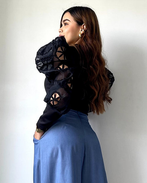 Blusa Cuello Redondo Mangas Encaje