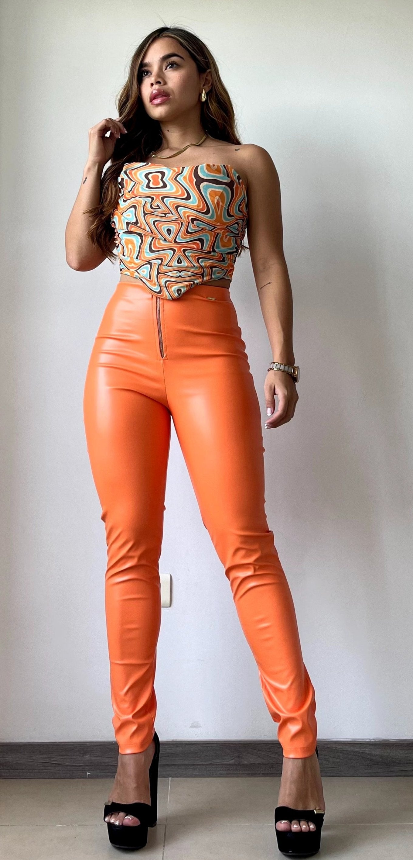 Leggis Cuerina Cierre Bota Tubo