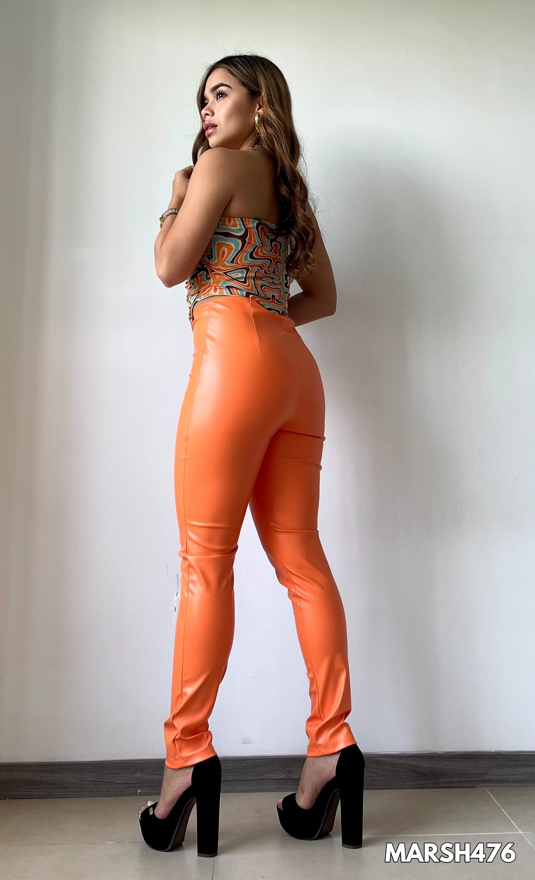 Leggis Cuerina Cierre Bota Tubo