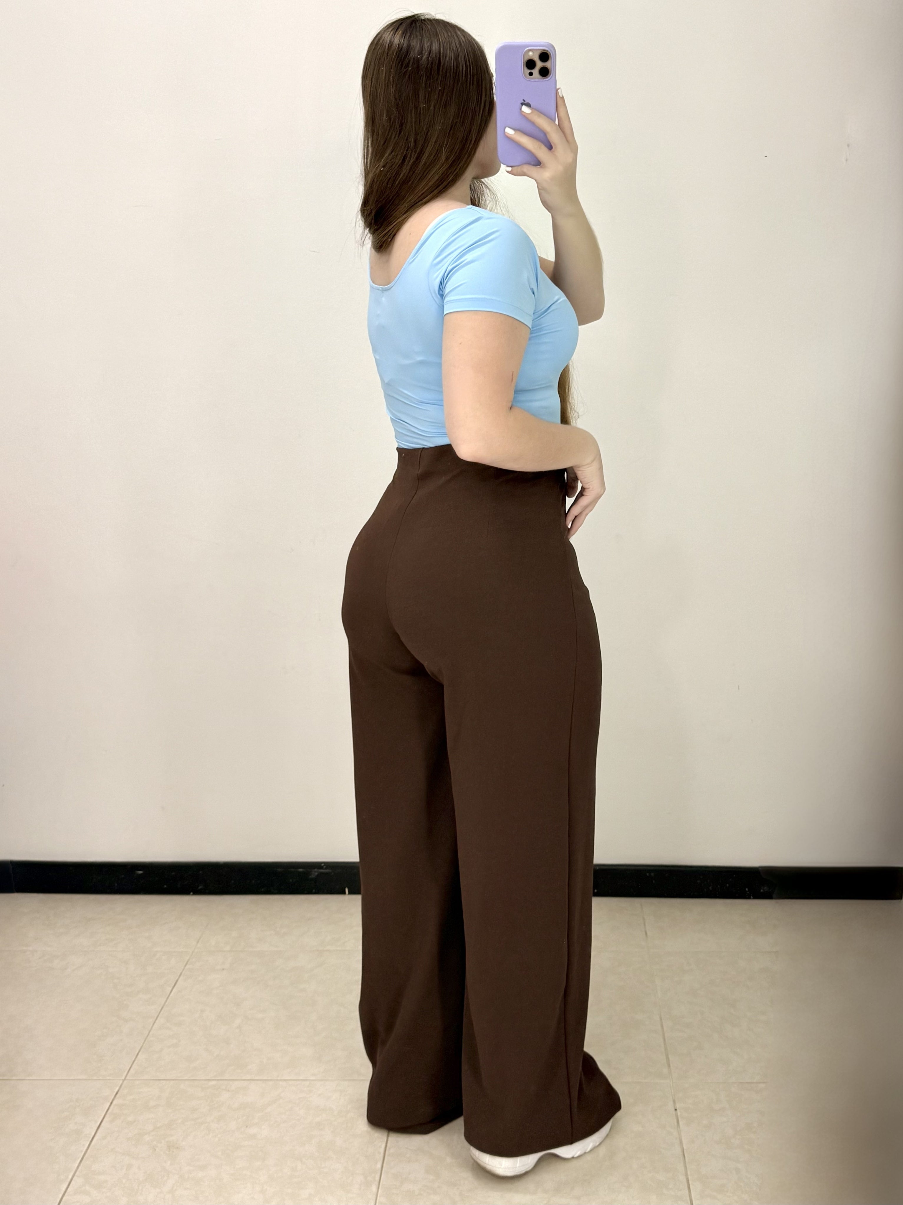 Pantalon Tiro Alto Vena Delantera Plus