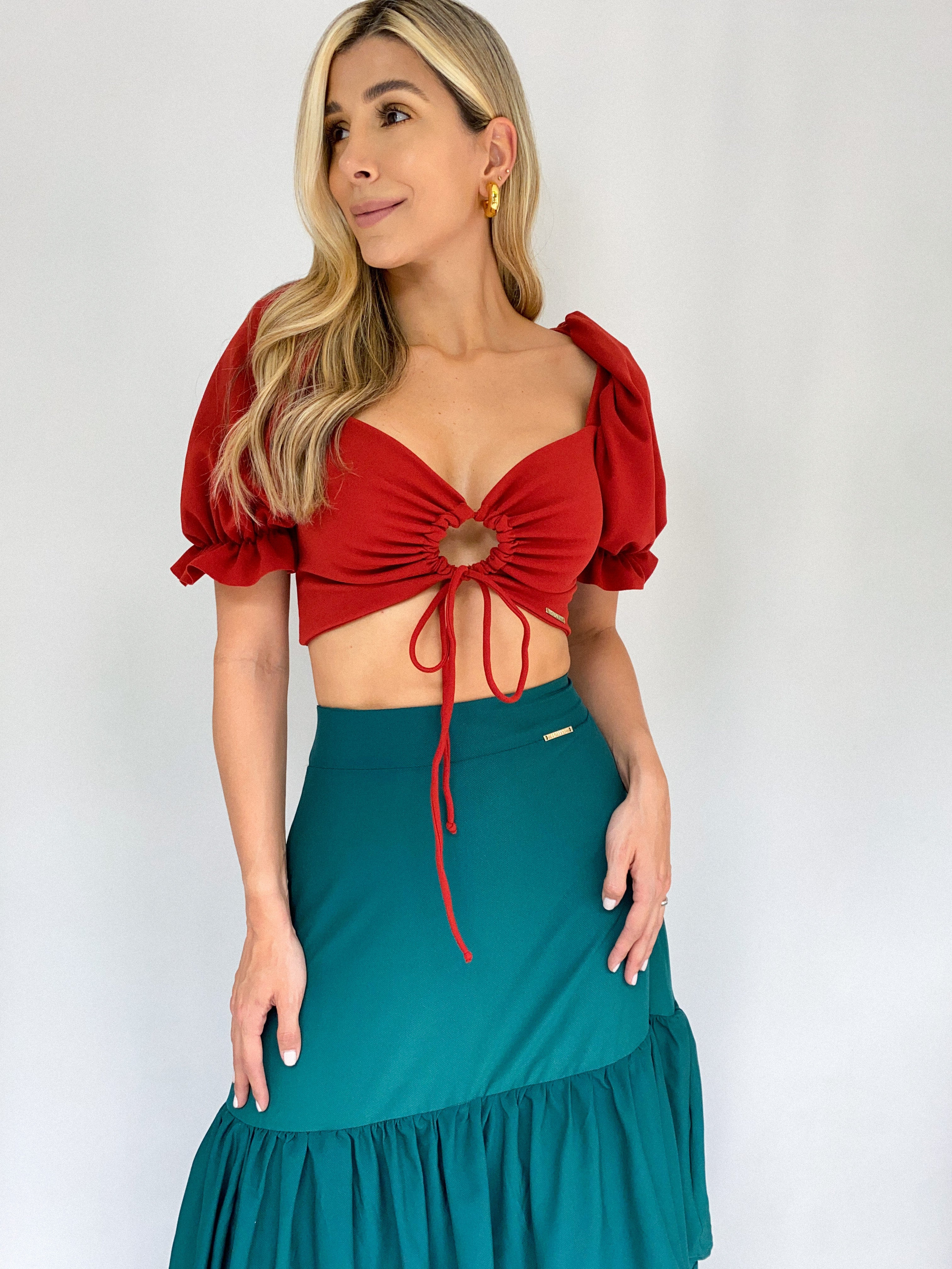 Blusa Manga 3/4 Hombreras Nudo Centro