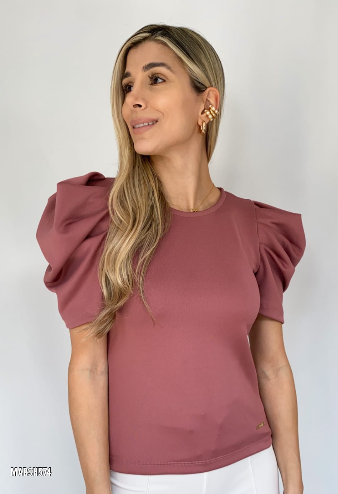 Blusa Cuello Redondo Manga Bombacha