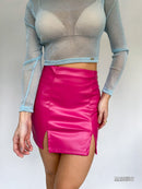 Falda Corta Aberturas Adelante