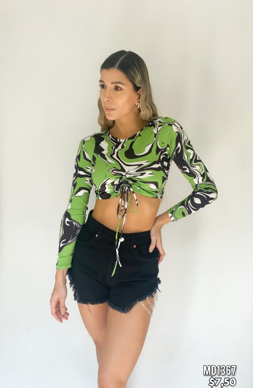 Blusa Manga Larga Cuello Runche Centro