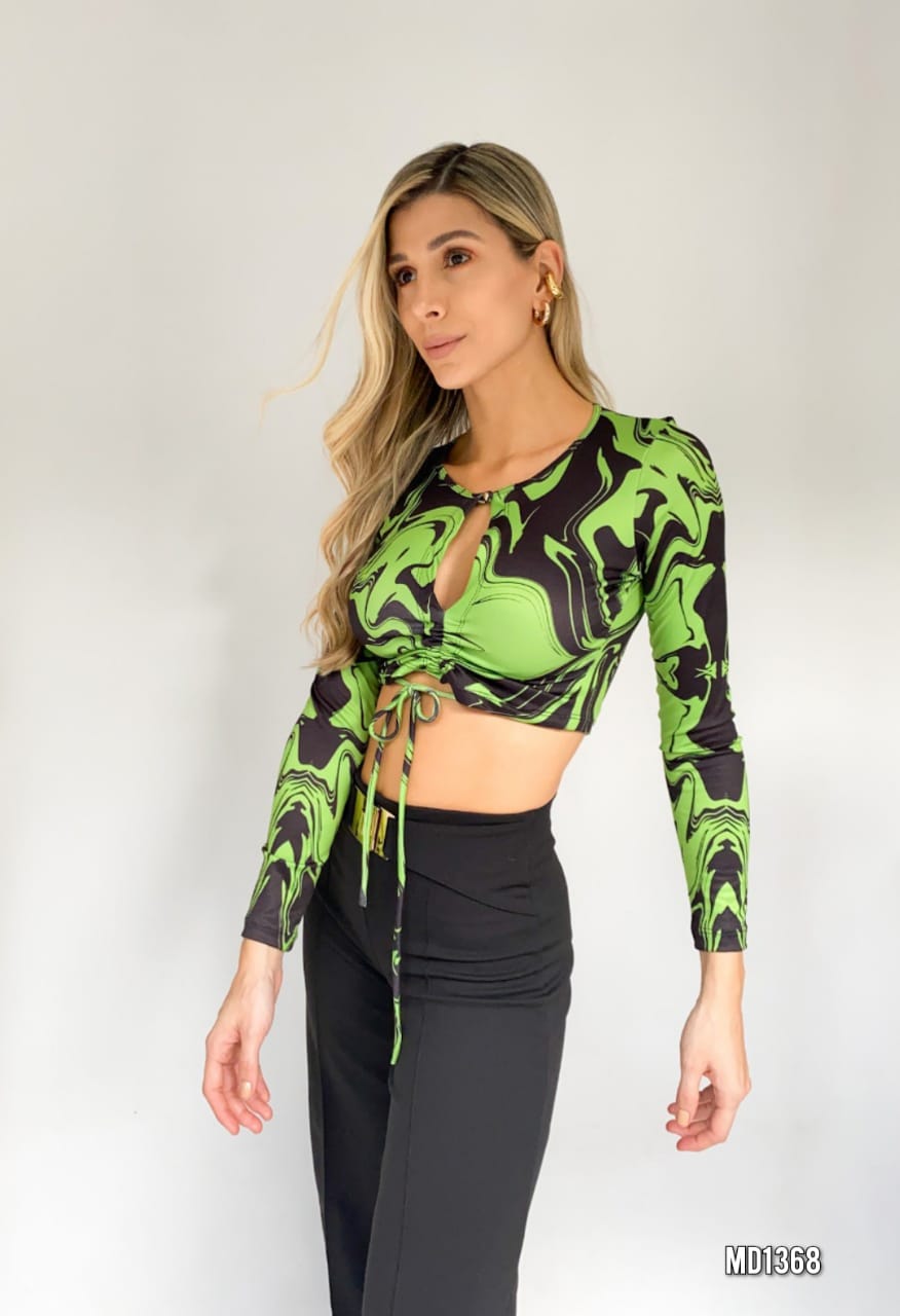 Blusa Manga Larga Abertura Delantero