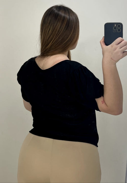Blusa Manga Corta Nudo En La Manga