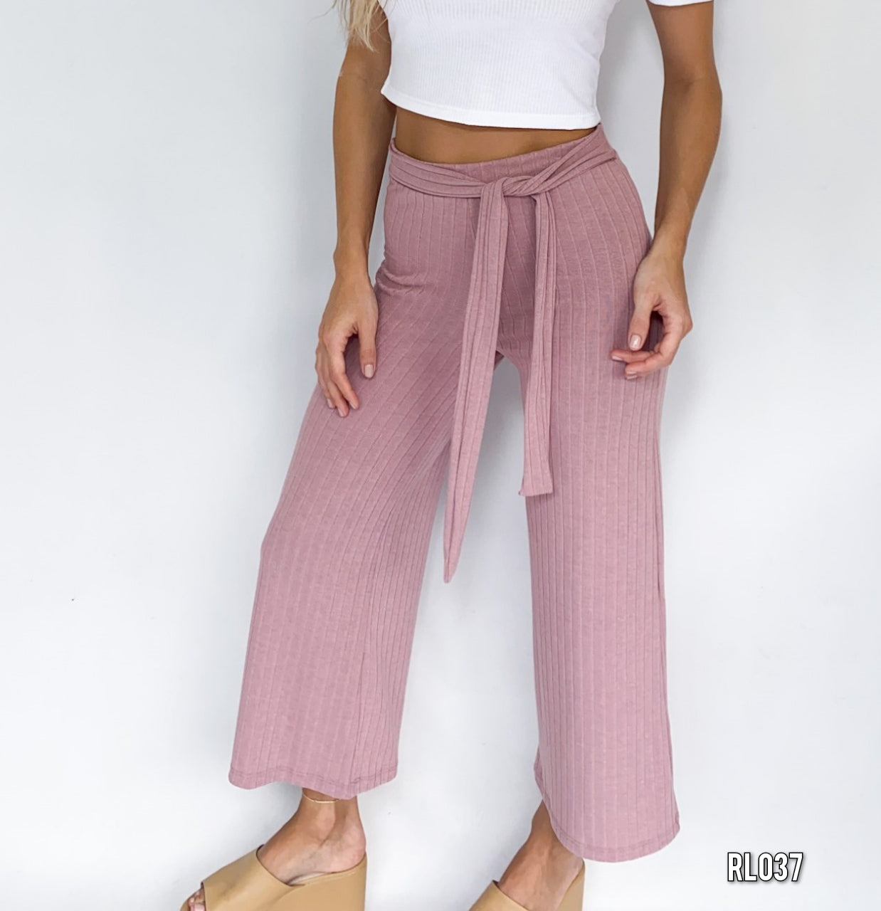 Pantalon Bota Ancha Con Fajon