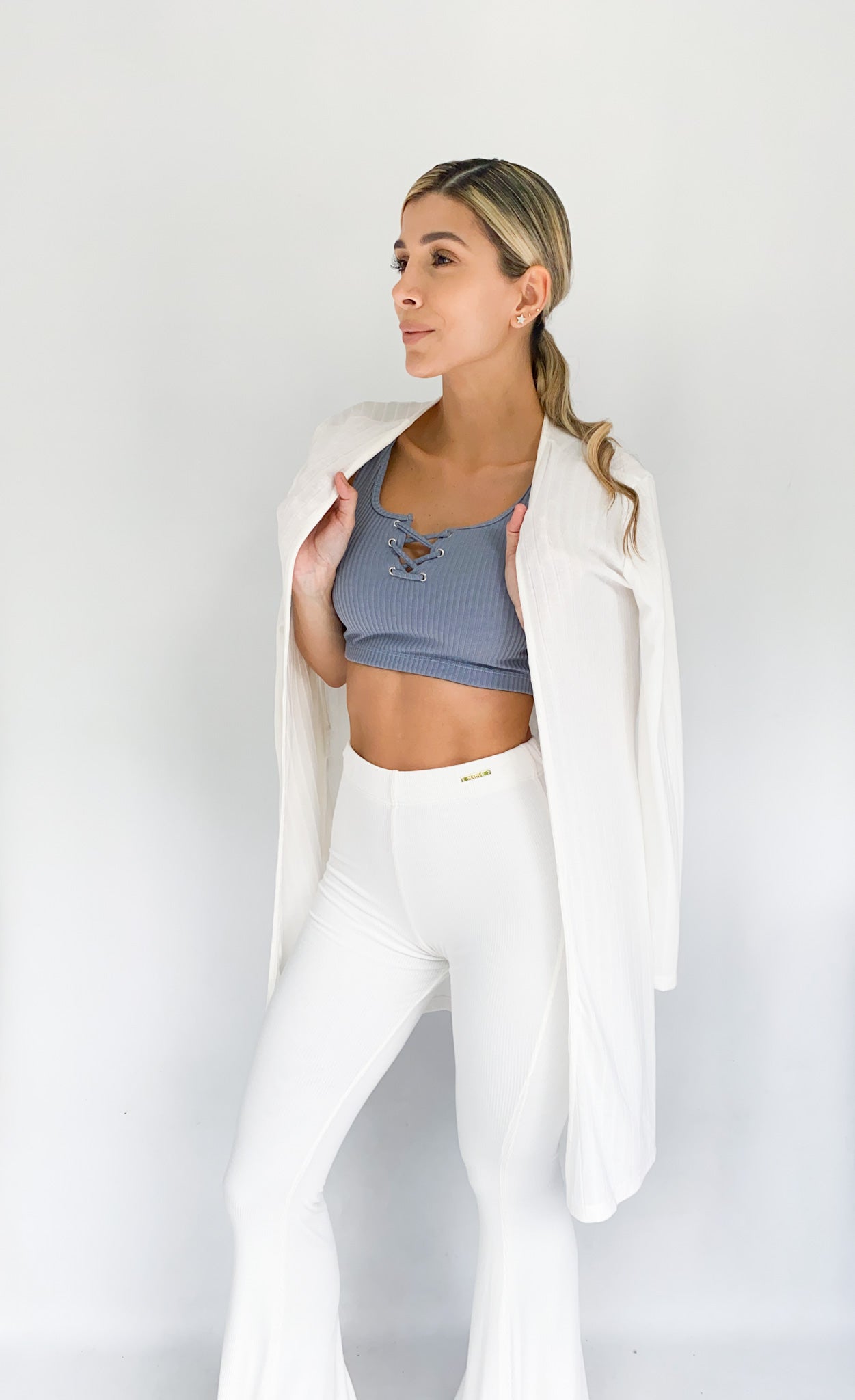 Crop Top Manga Sisa