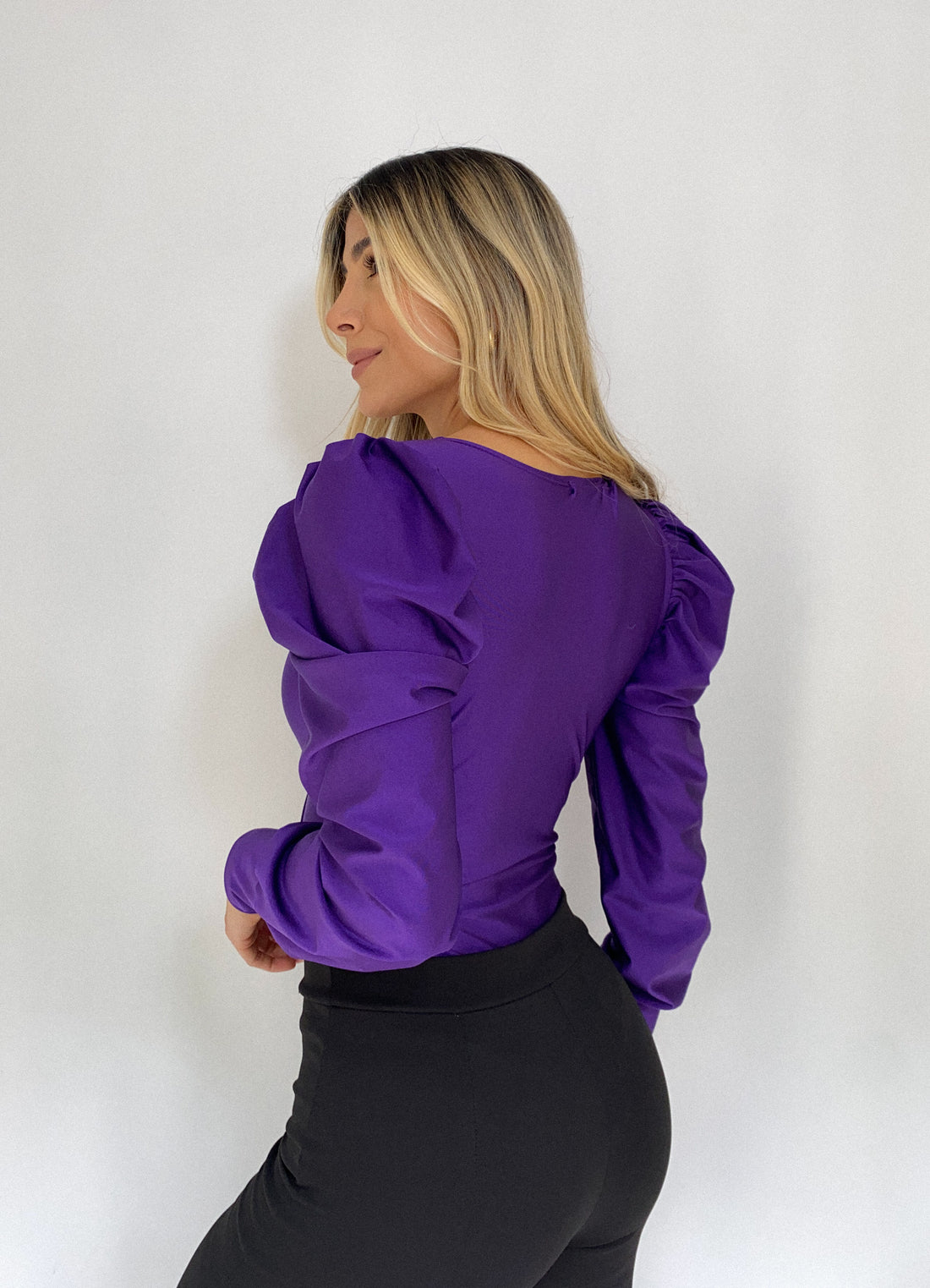 Body Manga Larga Cruzado Destellante