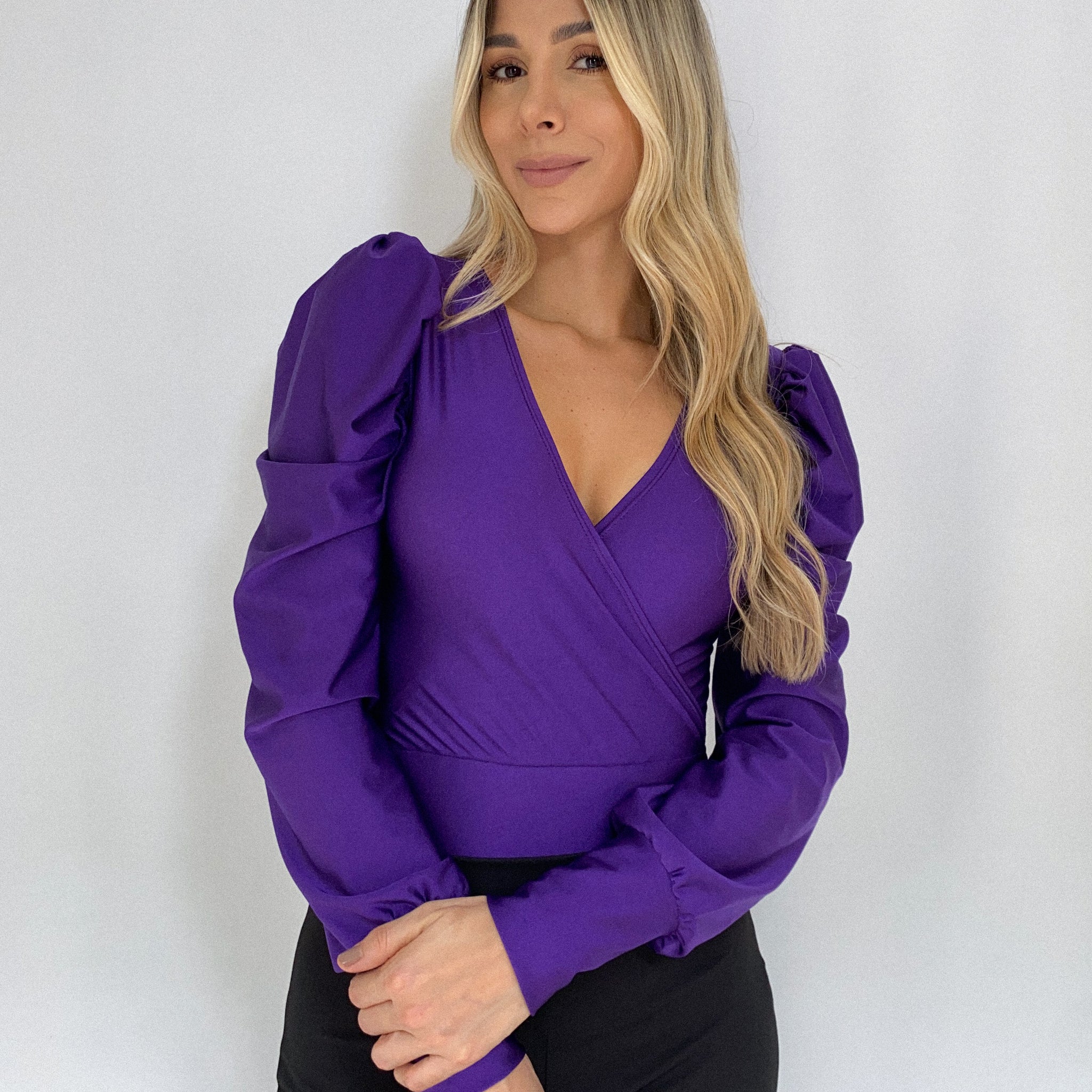 Body Manga Larga Cruzado Destellante