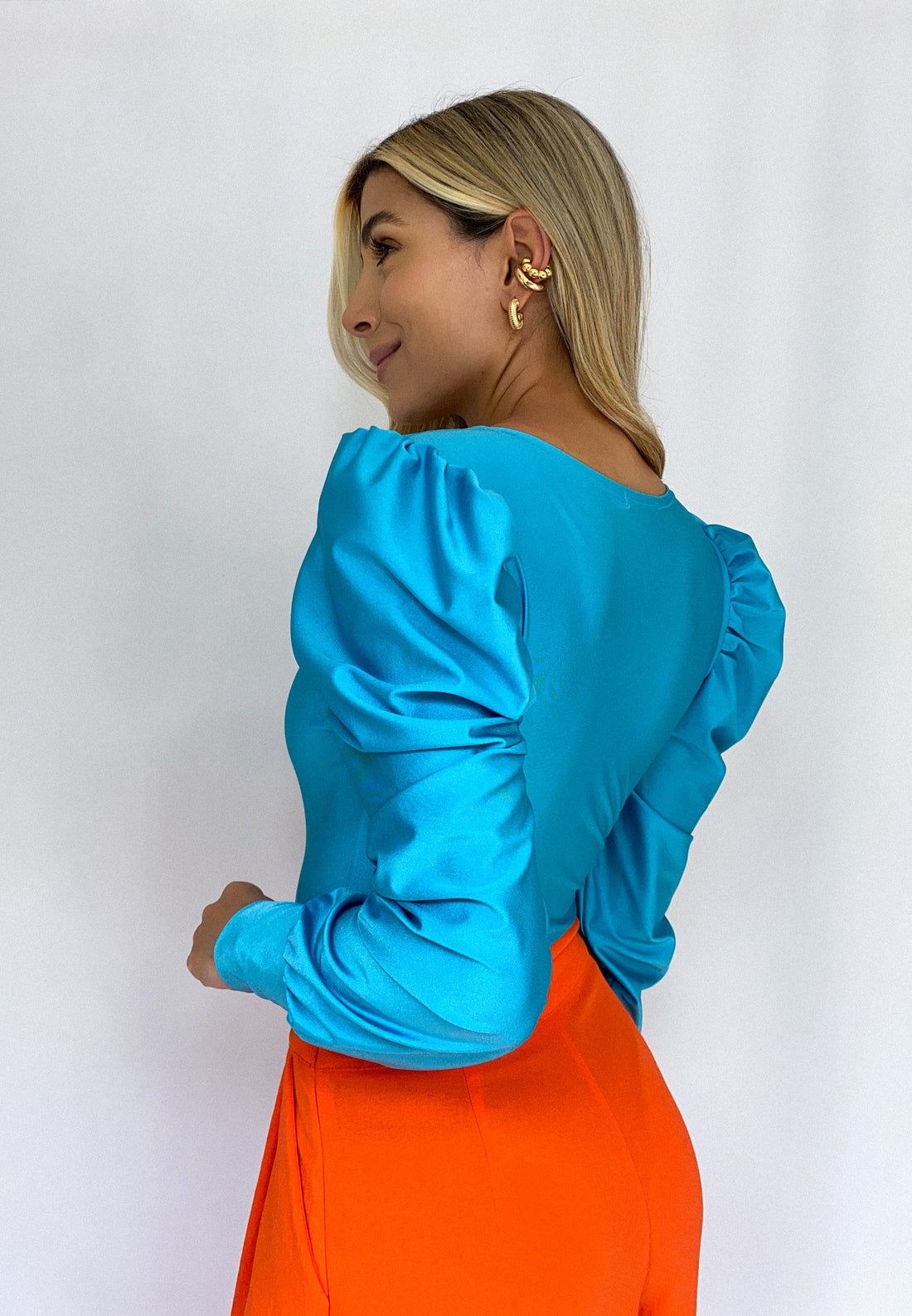 Body Manga Larga Cruzado Destellante