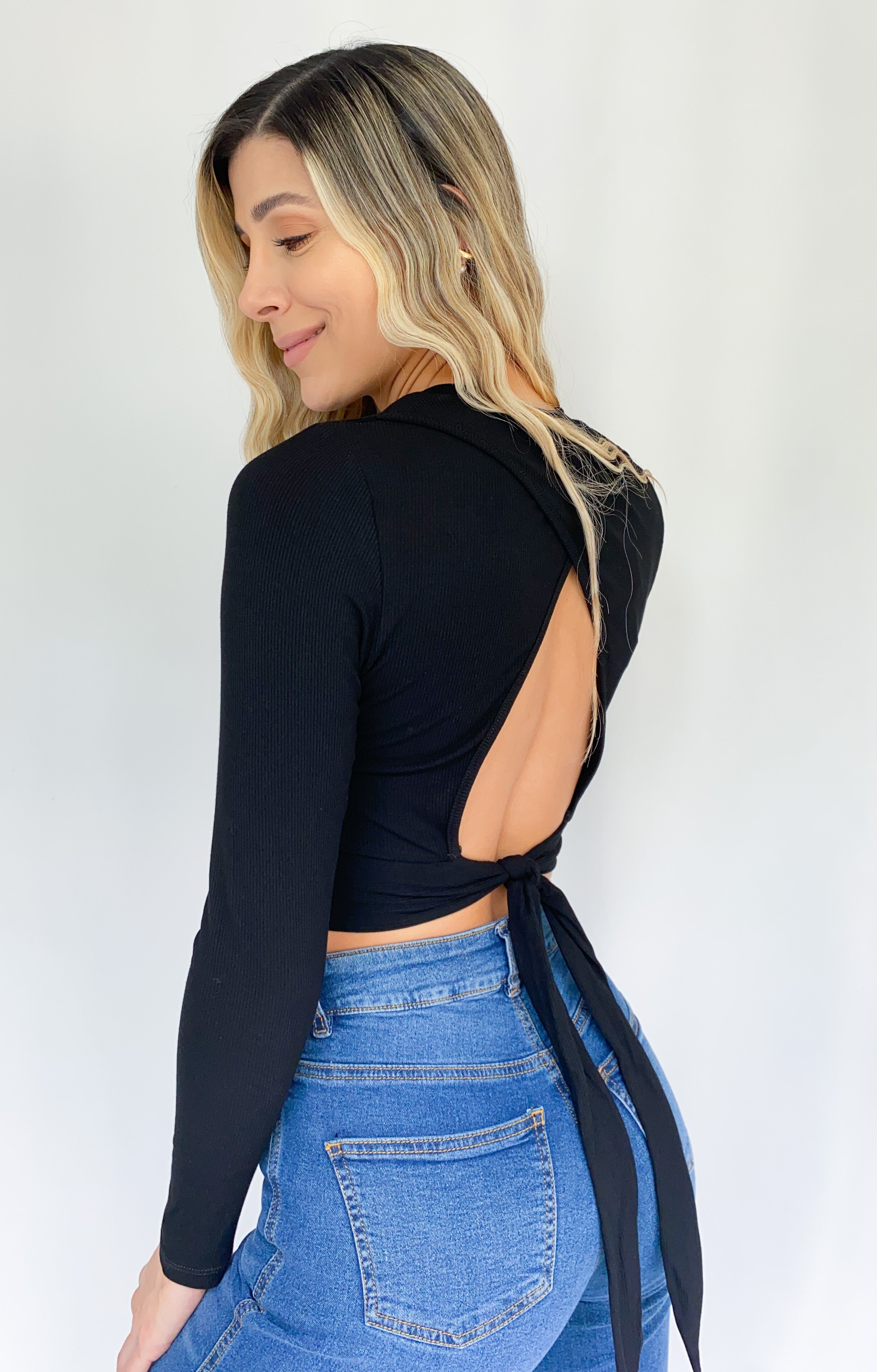 Blusa Manga Larga Cruzada Espalda