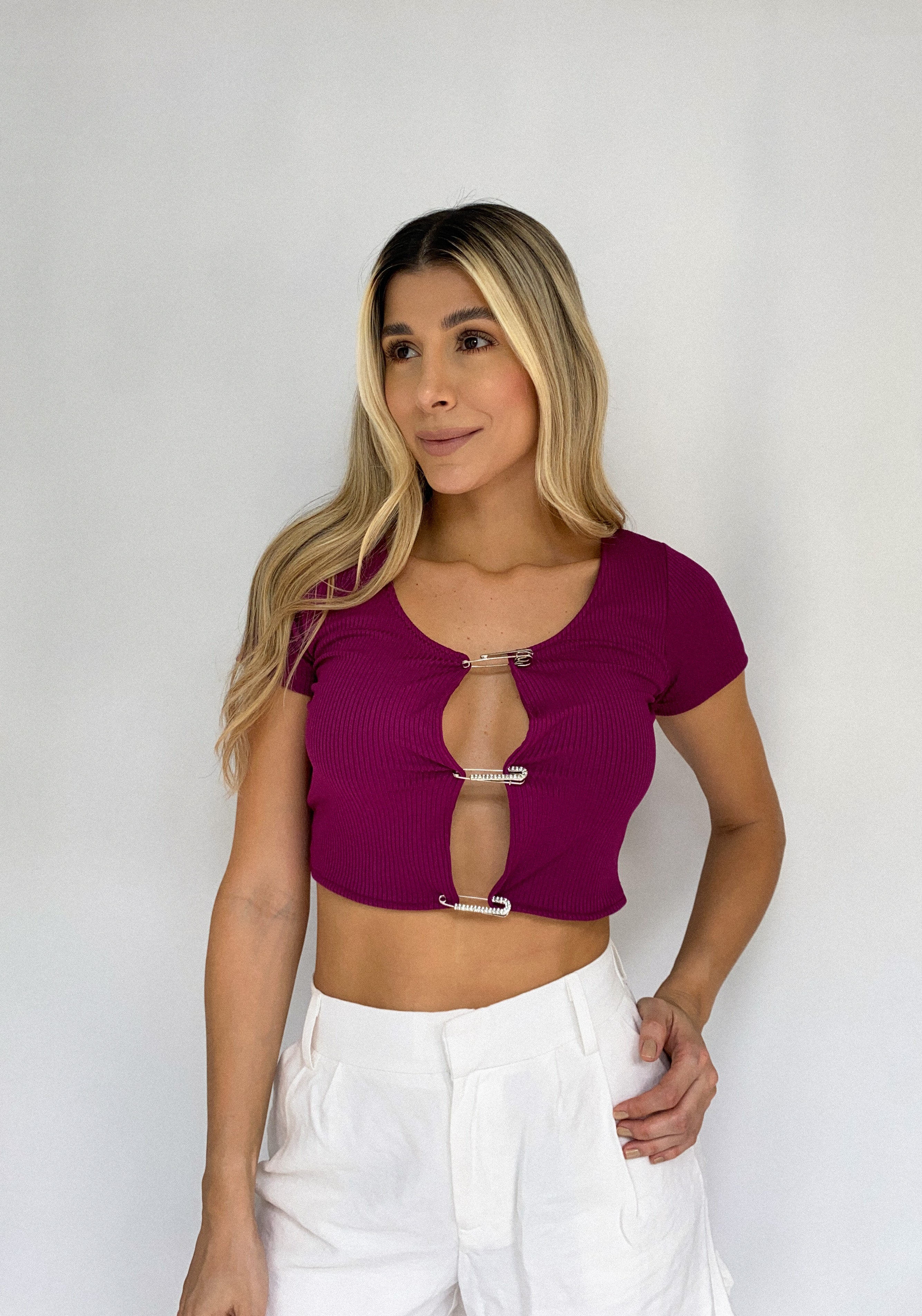 Blusa Manga Corta Prendedor Gancho En Bu
