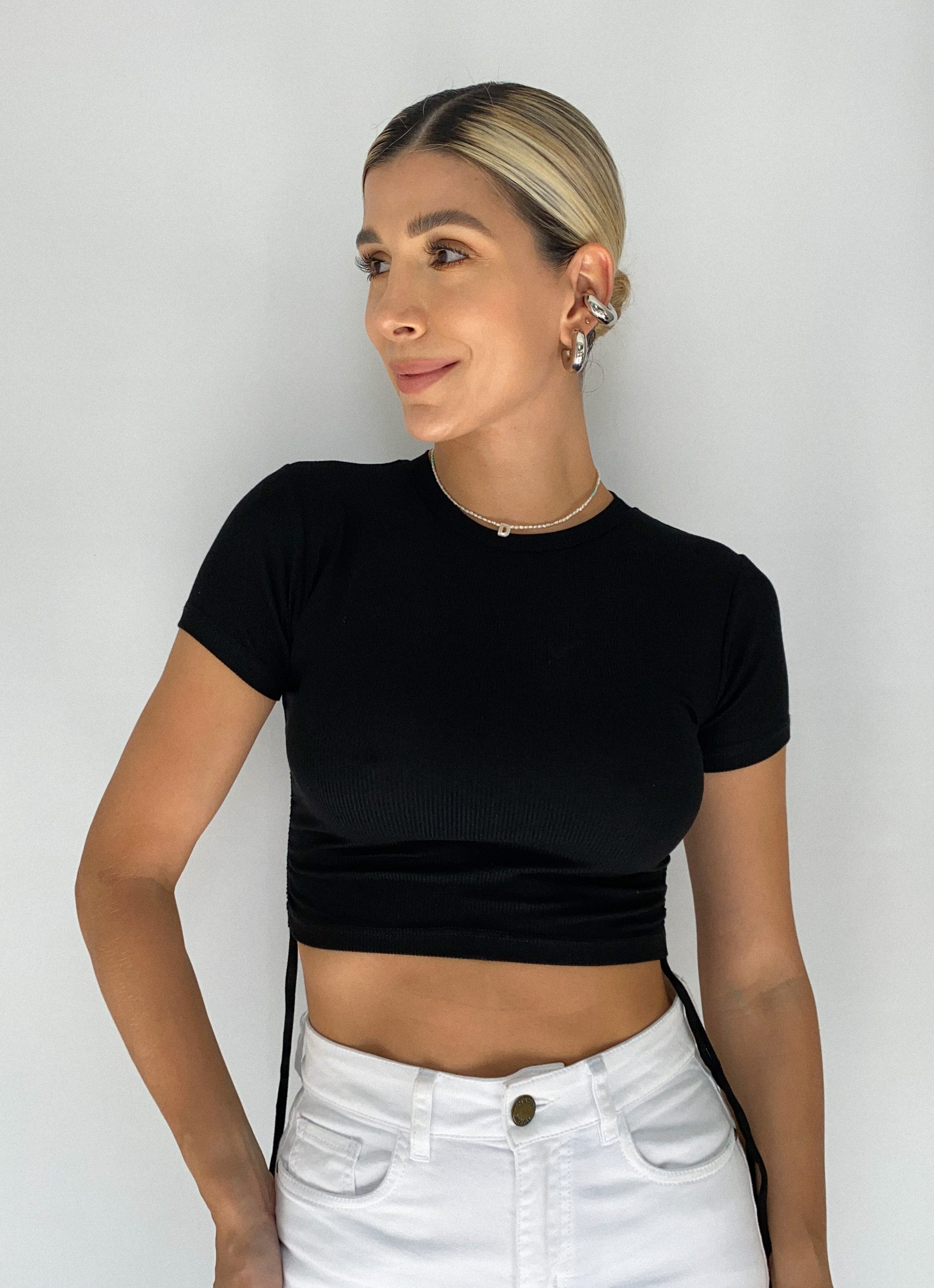 Blusa Cuello Redondo Recogida A Los Lado