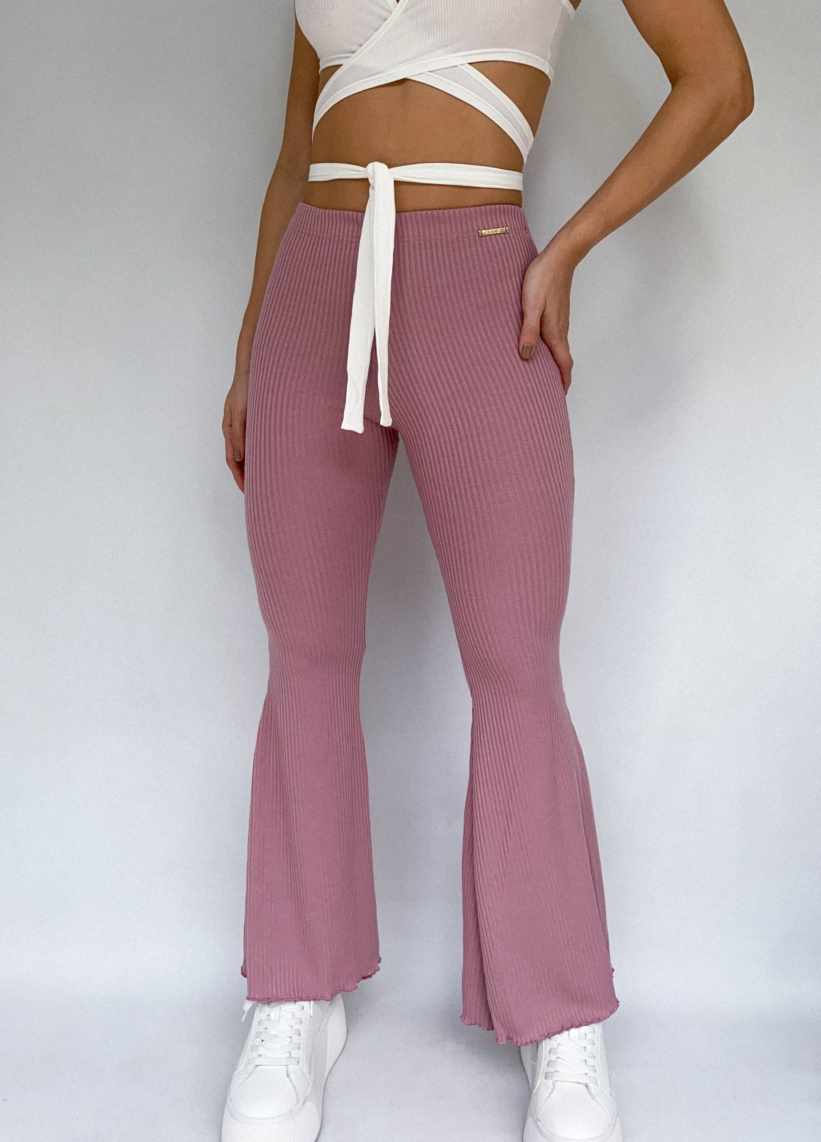 Pantalon Bota Ancha Rib