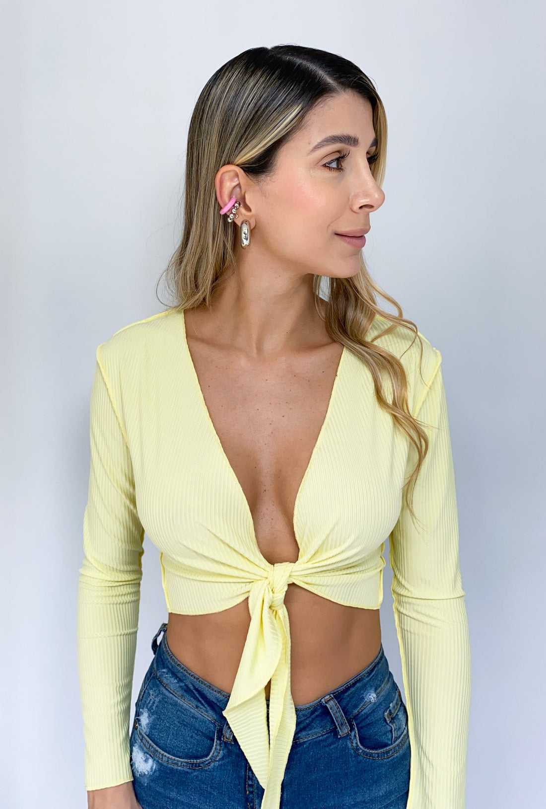 Blusa Fileteada Manga Larga Amarrar Cent
