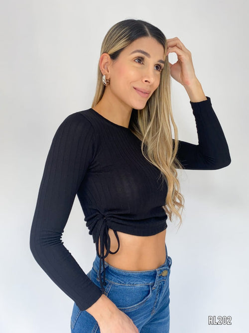 Blusa Manga Larga Zurcida Lados