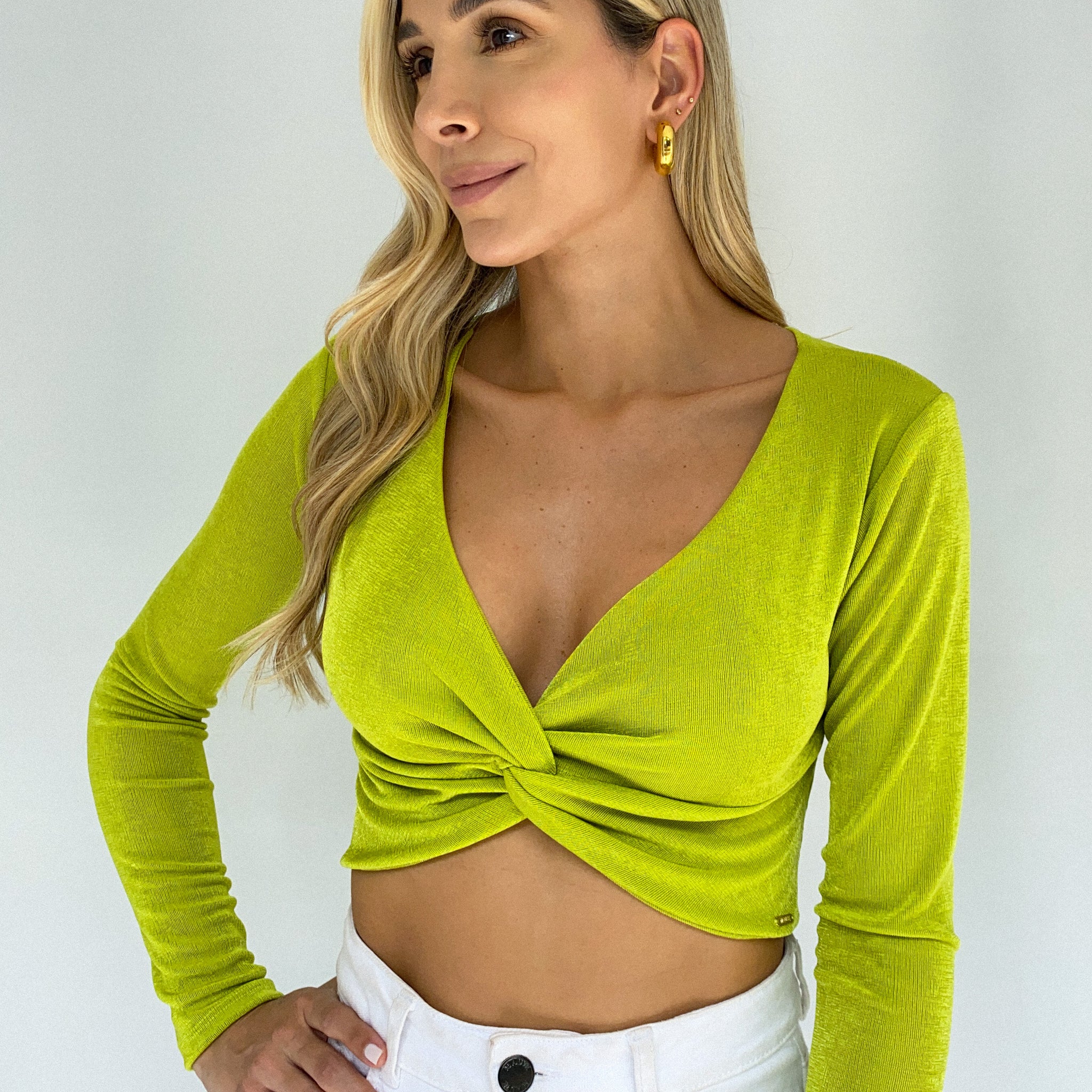 Blusa Manga Larga Nudo Delantero