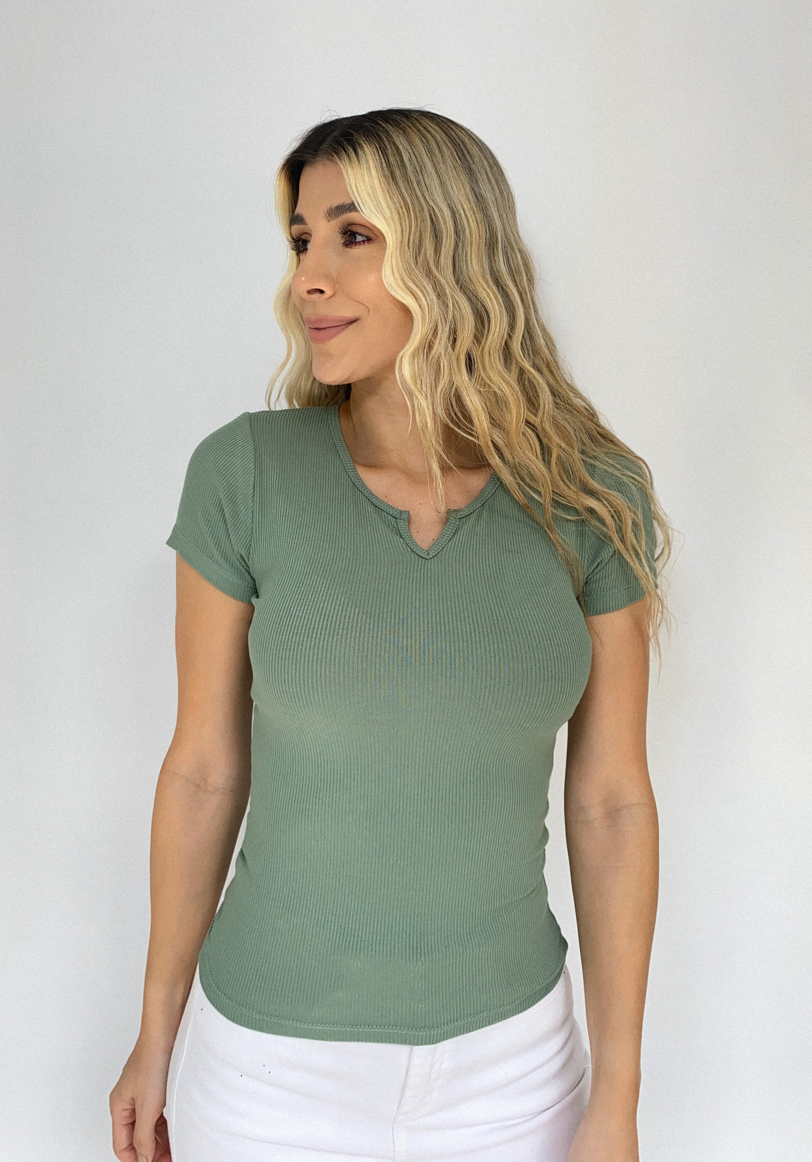 Blusa Manga Corta Cuello V Rib