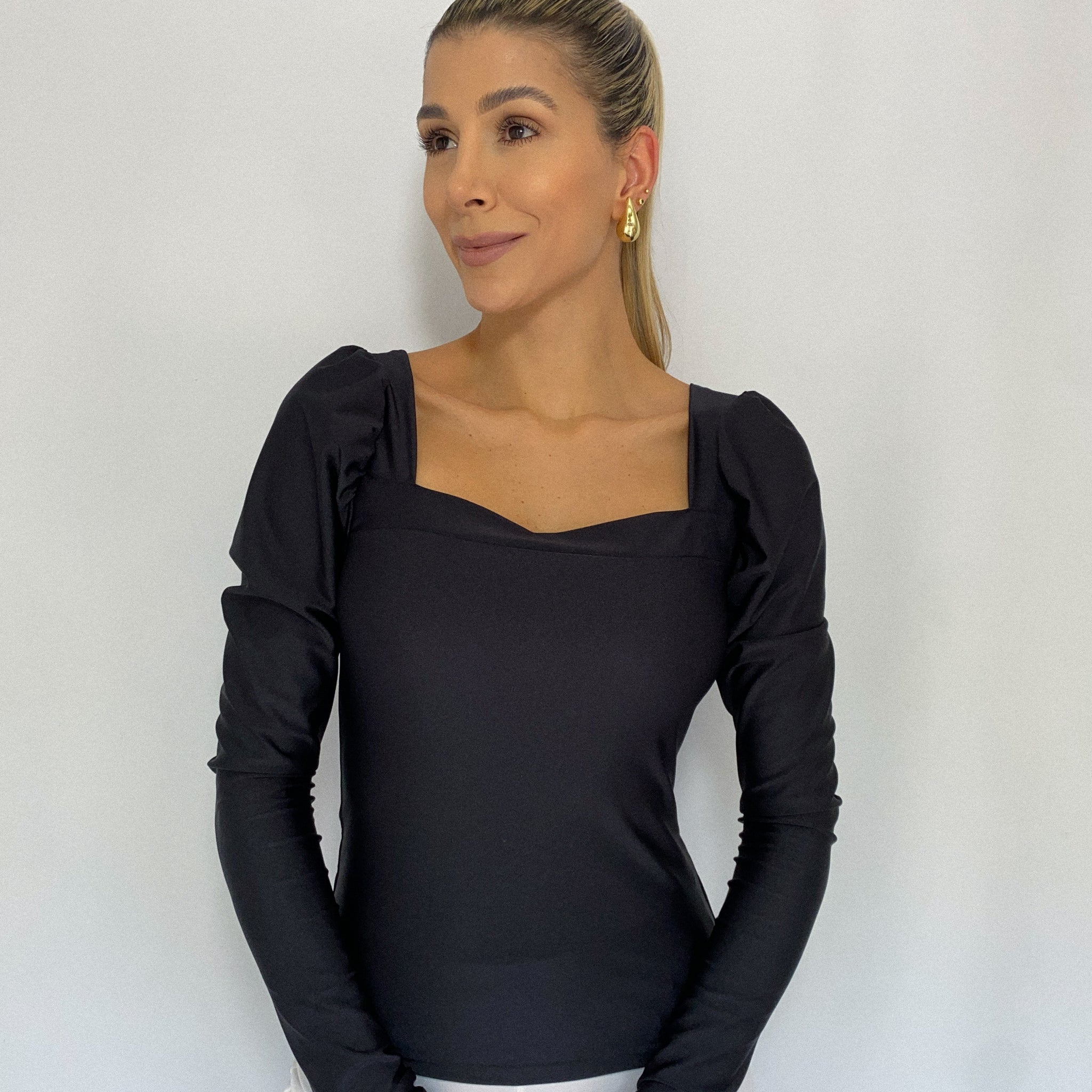 Blusa Manga Larga Escote Cuadrado