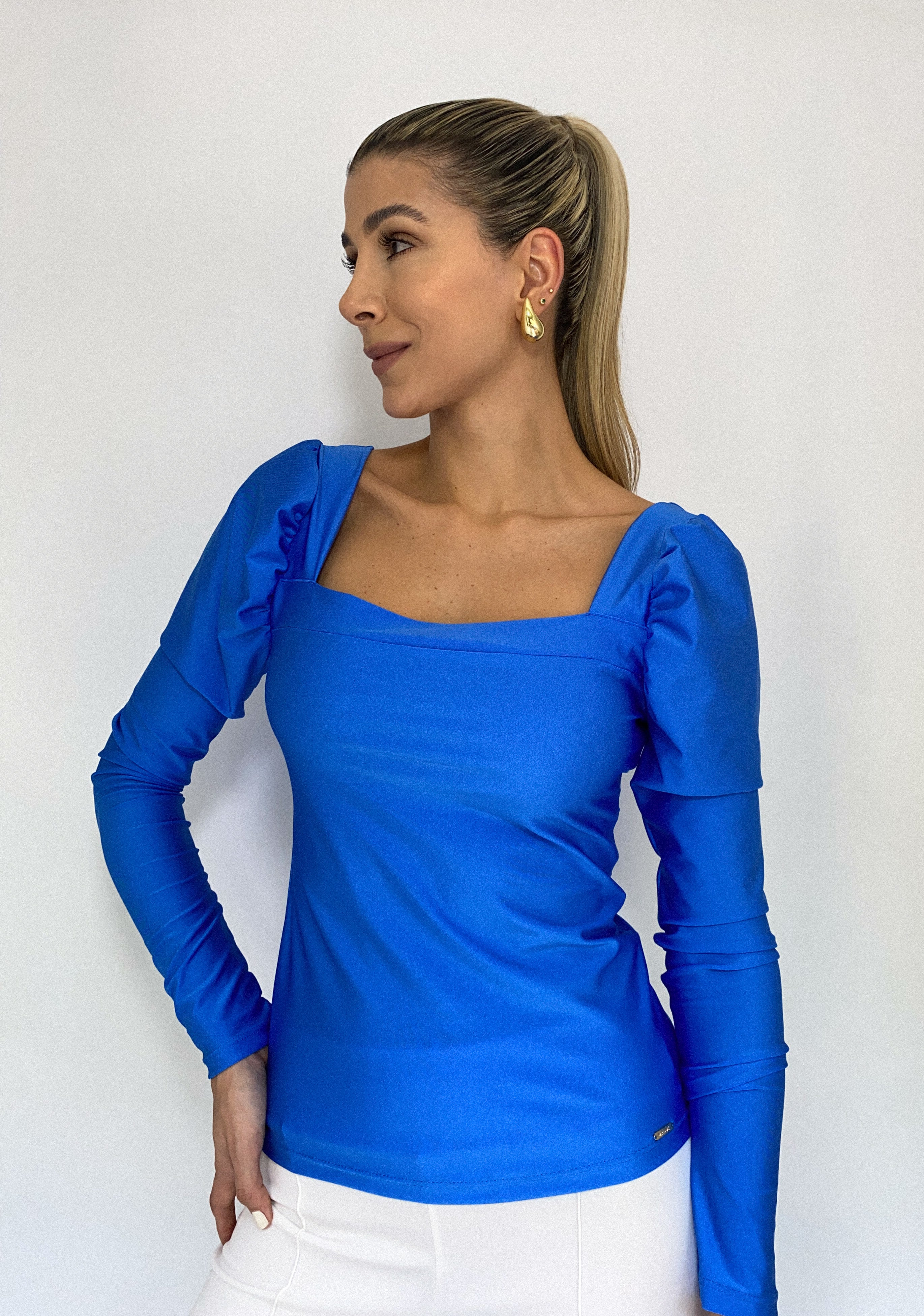 Blusa Manga Larga Escote Cuadrado