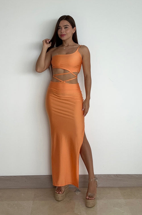 Conjunto Croptop Tiras Falda Abertura