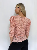 Blusa Blonda Manga Corta Bombacha