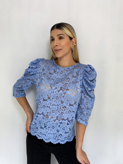 Blusa Blonda Manga Corta Bombacha