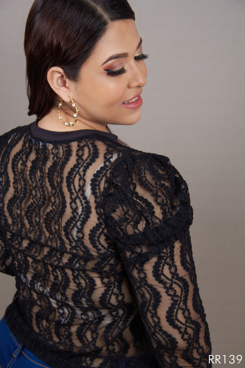 Blusa Manga Larga Cuello Redondo En Blonda