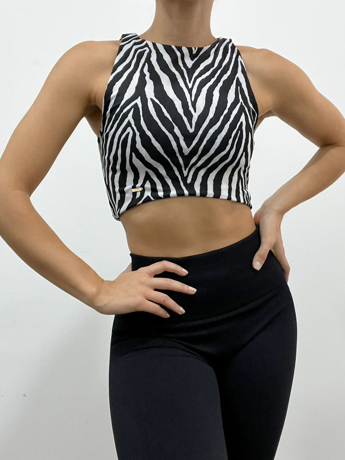 Blusa Corta Cebra Manga Sisa