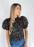 Blusa Manga Corta Flores Brillos
