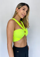 Crop Top Con Argolla Centro Solo Fondo
