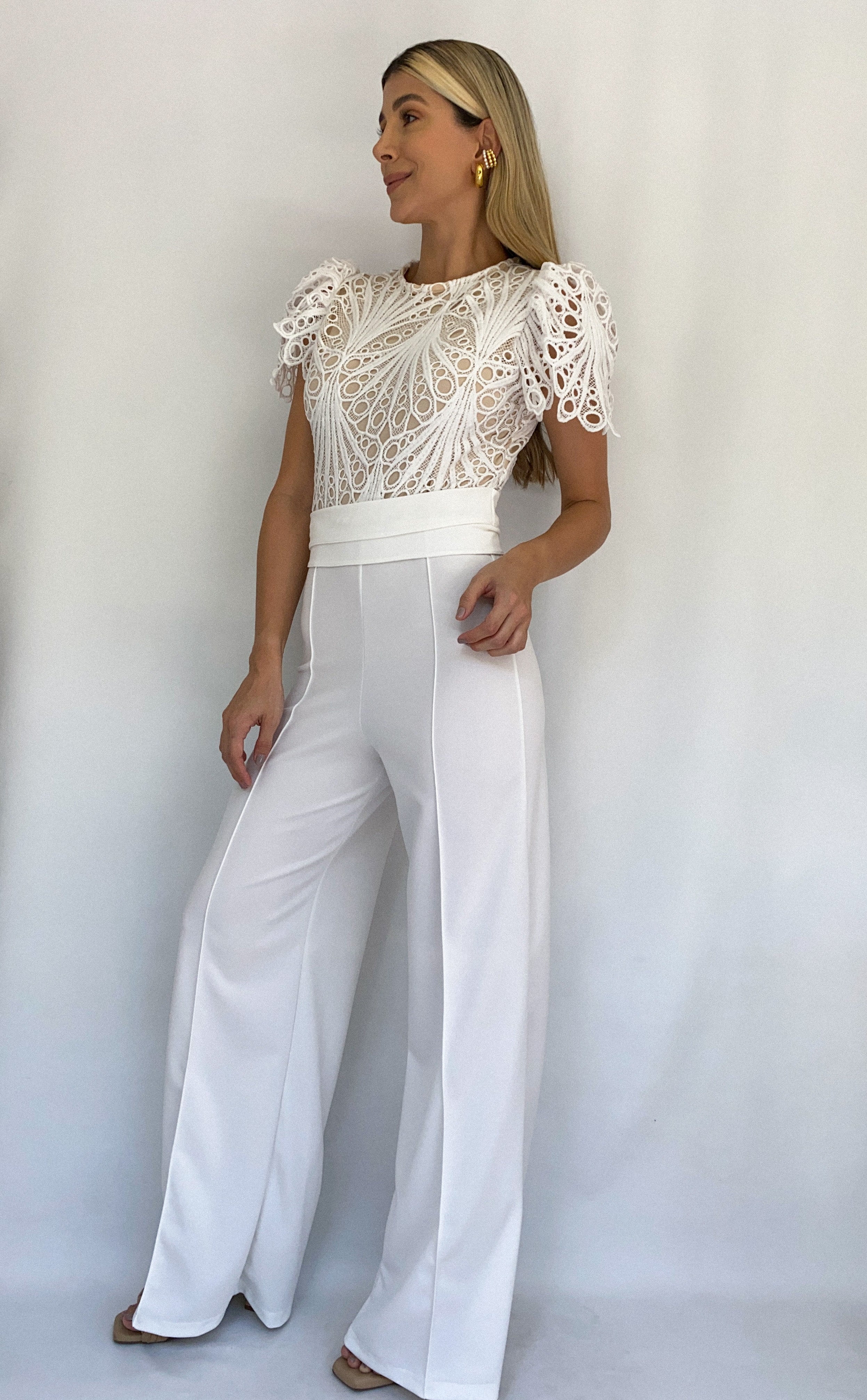 Enterizo Blusa Guipiure Manga Corta
